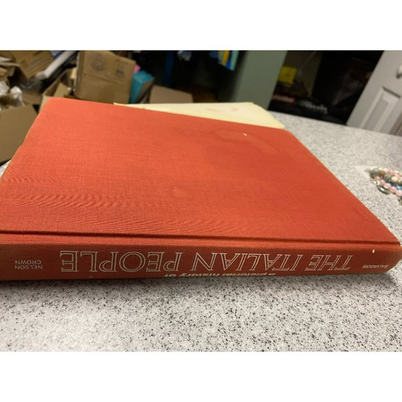 A Pictoral History of the Italian People by Massimo Salvadori, 1972 Nelson-Crown - Picture 5 of 16